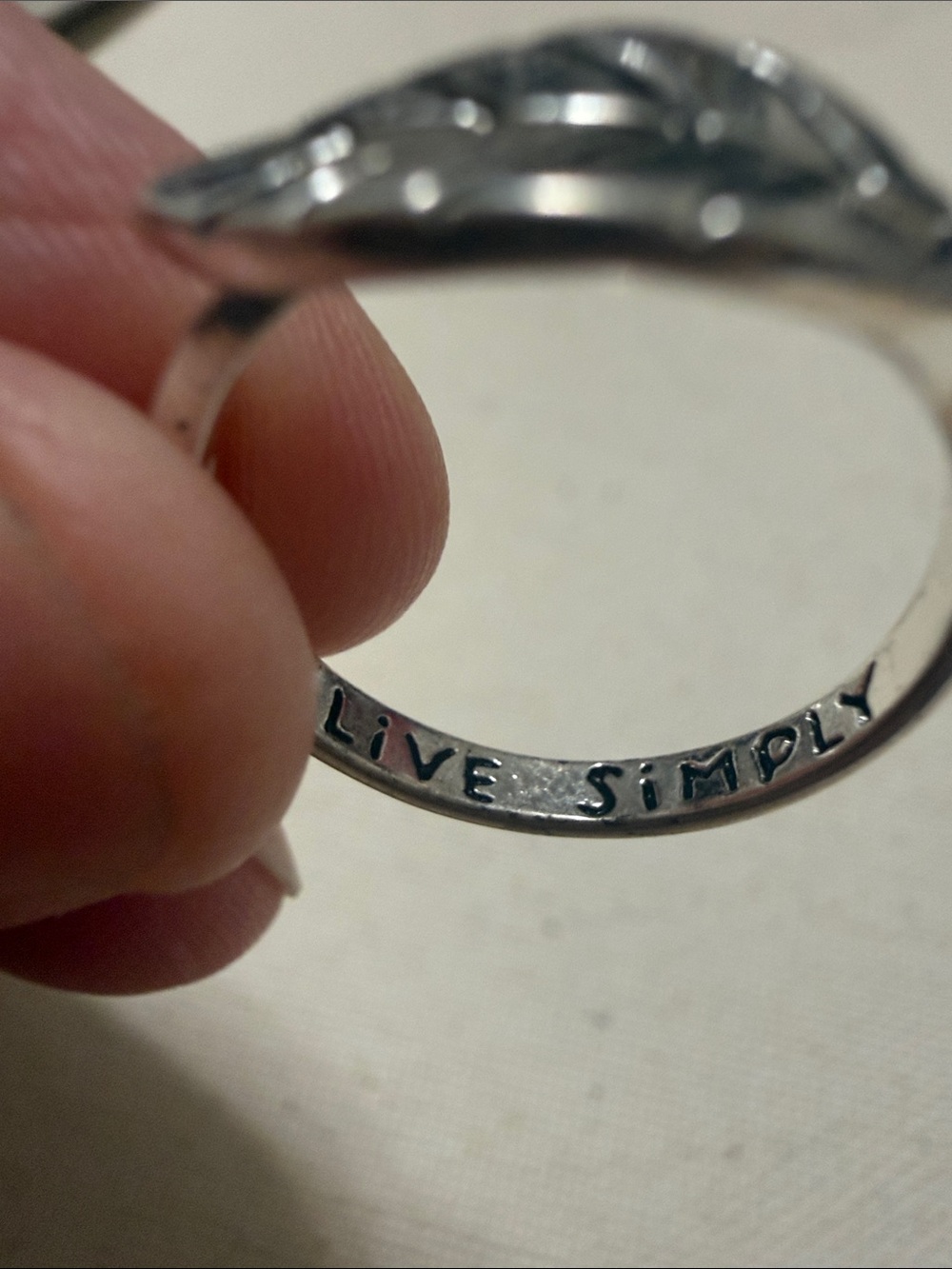 Sterling Silver 925 Leaf Sculpted Ring “Live Simply” Engraved size 6.5 - Picture 7 of 11